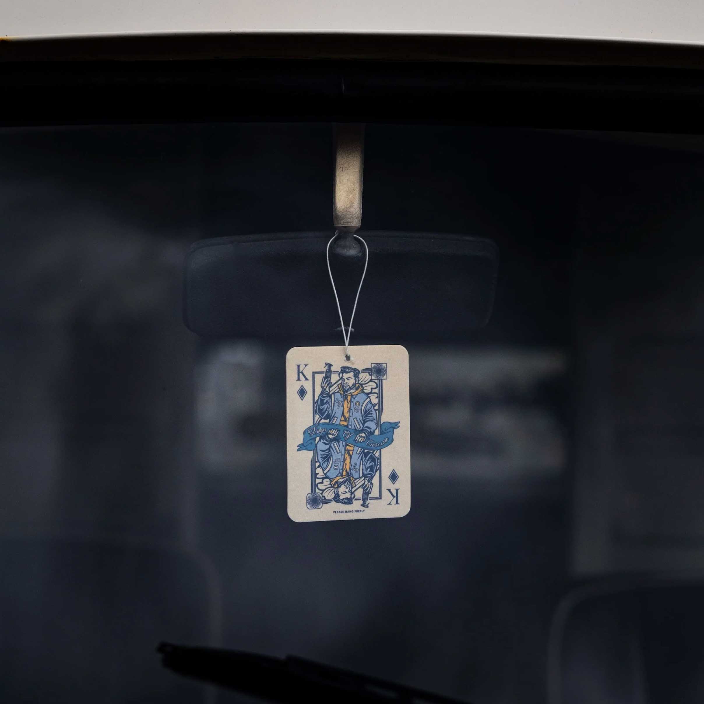 Závěsná vůně Auto Finesse Playing Card Air Freshener KING 1